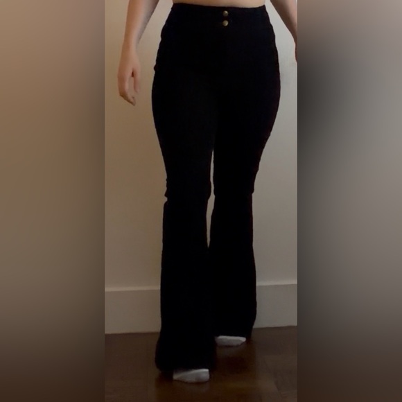 We The Free Black Flare & Wide Leg Jeans - Picture 4 of 4